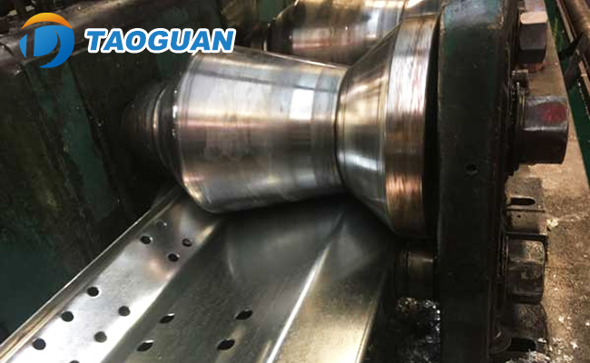 C Z Cold Roll Forming Purlin Mill Machine-3 C Z Cold Roll Forming Purlin Mill Machine-3