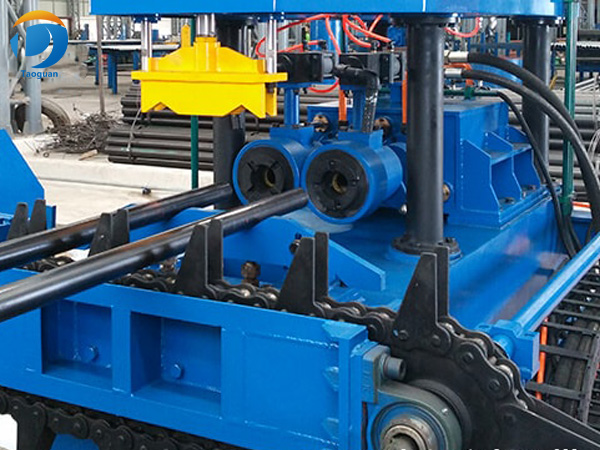 Hydraulic-testing-machine-for-tube-mill-machine-1