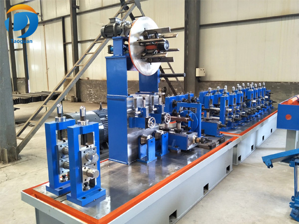Máquina fresadora de tubos ERW 60-3